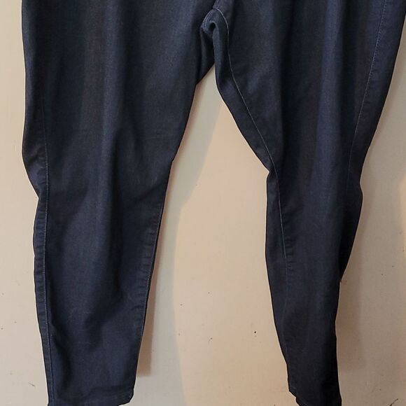 Cute Torrid jeans size 22S NWT - Picture 3 of 7